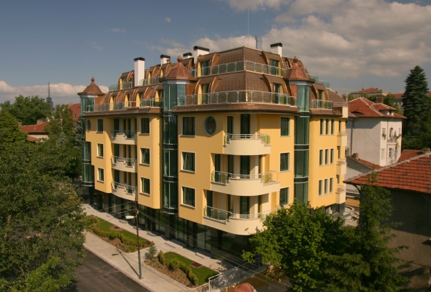 Residential Building "Yoan Ekzarh"